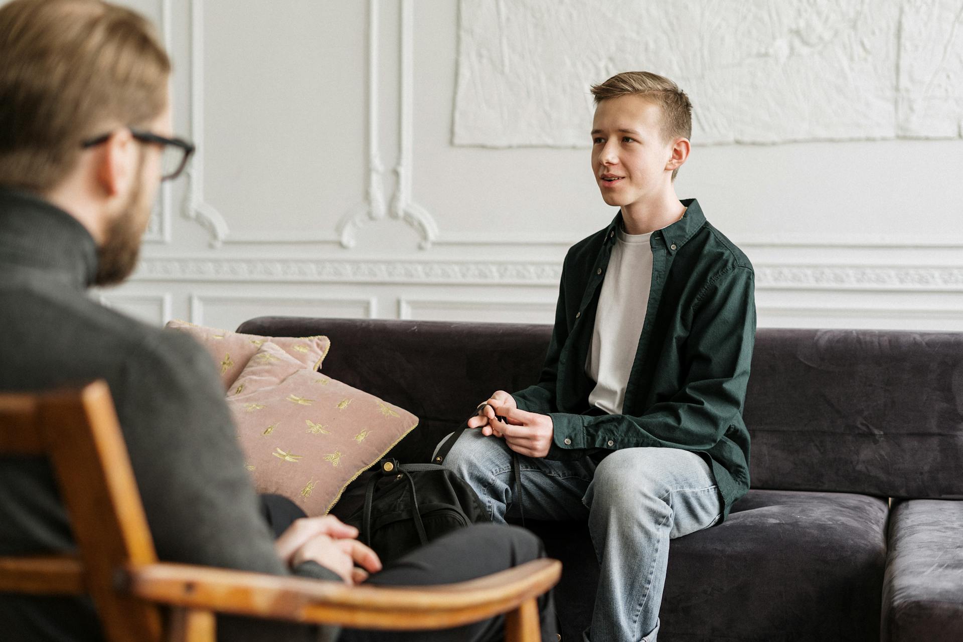 Read more about the article How to choose a psychiatrist for children and adolescents in Madrid